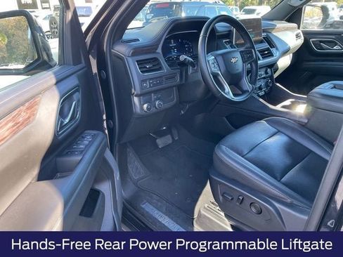 Used 2024 Chevrolet Suburban LT image 10