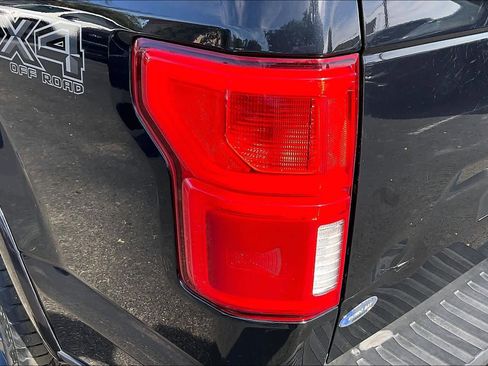 Used 2020 Ford F150 Lariat image 27