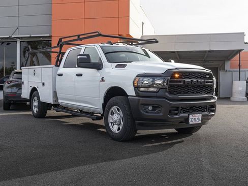 Used 2024 RAM 3500 Tradesman w/ Safety Group image 6