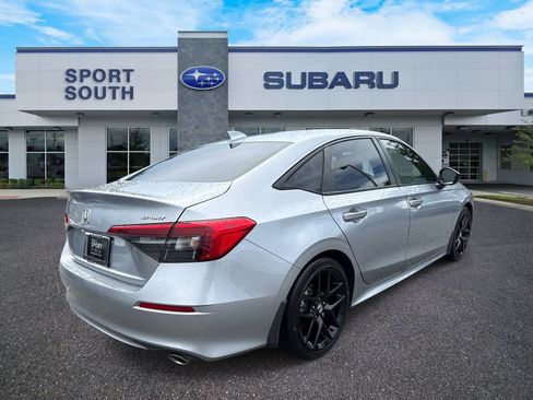 Used 2023 Honda Civic Sport image 3