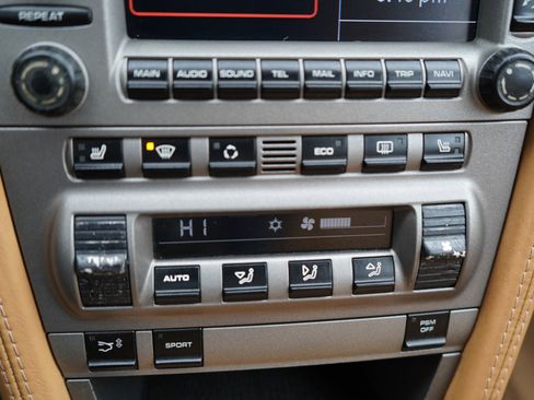 Used 2005 Porsche 911 Carrera image 50