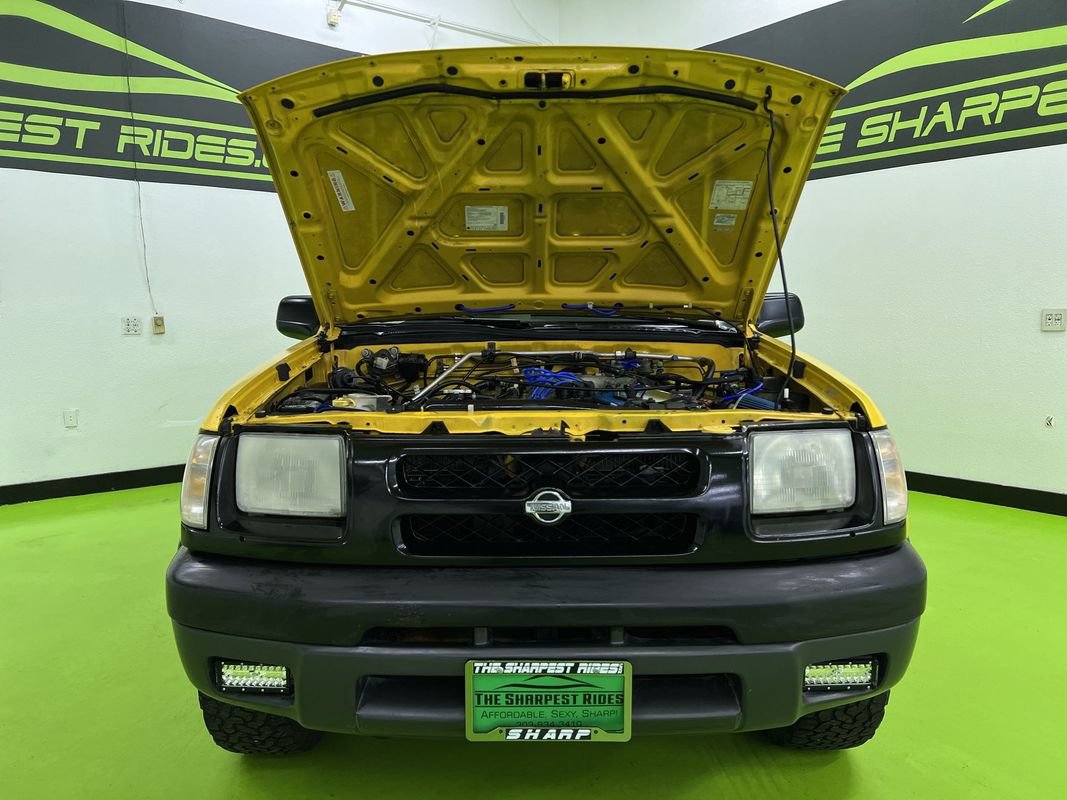 Used 2000 Nissan Xterra 2WD image 4