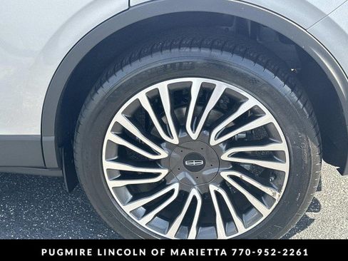 Used 2021 Lincoln Corsair Reserve FWD image 20