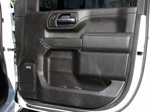 Used 2023 GMC Sierra 2500 AT4 w/ AT4 Preferred Package image 51