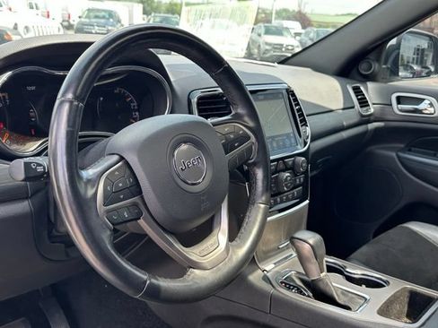 Used 2021 Jeep Grand Cherokee Laredo X AWD/4WD image 18