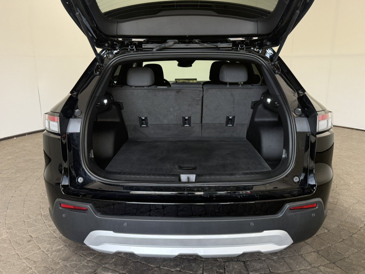 Used 2024 Honda Prologue EX image 7