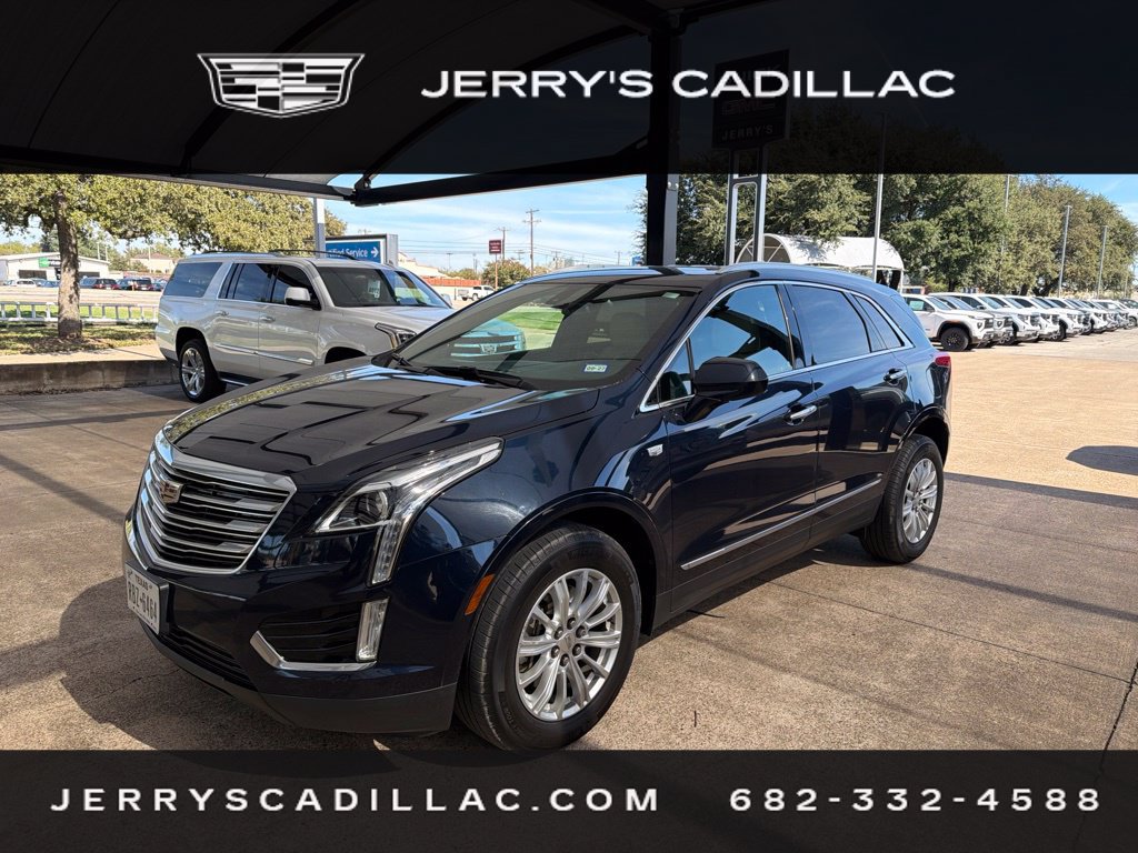Used 2017 Cadillac XT5 FWD image 1