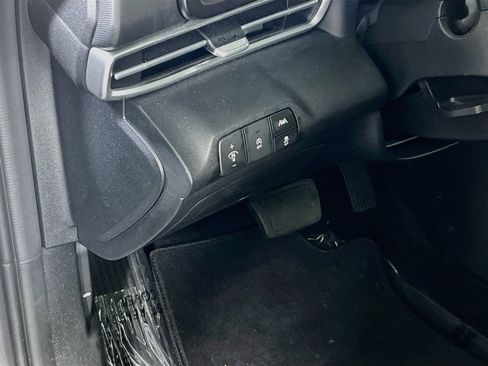 Used 2023 Hyundai Elantra SE FWD image 10
