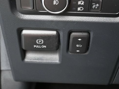 Used 2022 Ford F150 XLT w/ Equipment Group 302A High AWD/4WD image 17