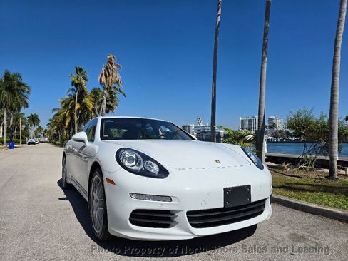 Used 2015 Porsche Panamera S image 22