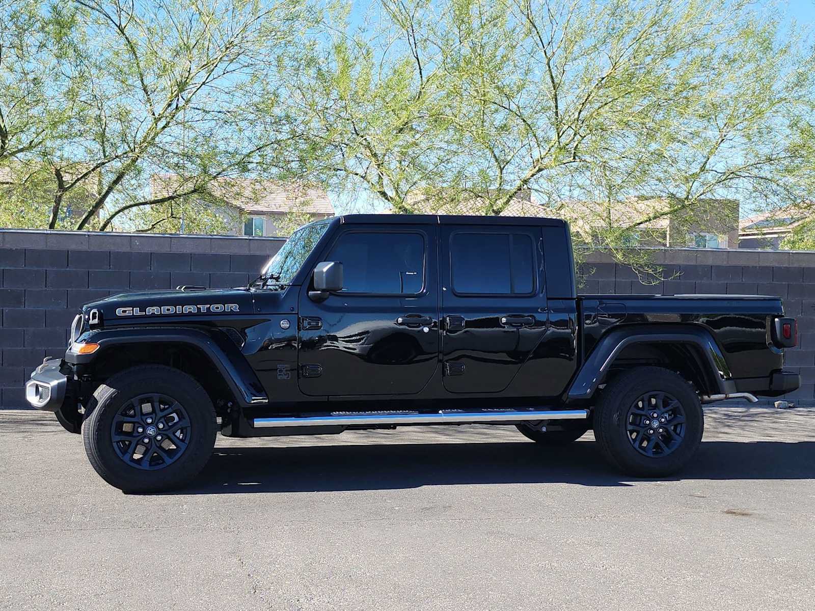New 2026 Jeep Gladiator Sport AWD/4WD image 5