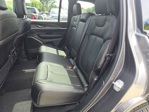 Used 2024 Jeep Grand Cherokee Limited 4xe image 30