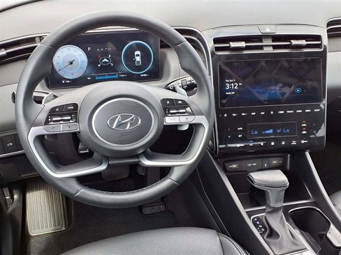 Certified 2024 Hyundai Santa Cruz Limited image 12