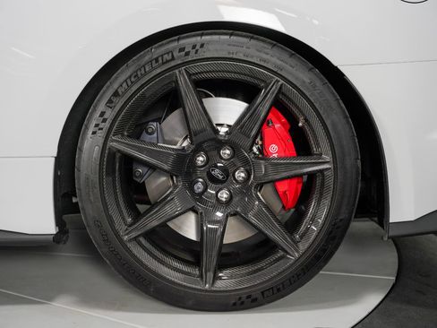 Used 2020 Ford Mustang Shelby GT500 w/ Carbon Fiber Track Pack image 21