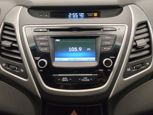 Used 2015 Hyundai Elantra SE w/ Option Group 02 image 25