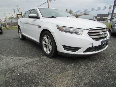 Used 2015 Ford Taurus SEL w/ Equipment Group 201A FWD image 1