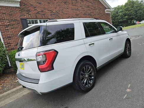 Used 2020 Ford Expedition Limited RWD image 5