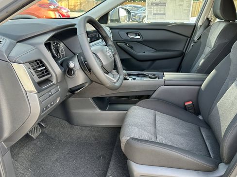 New 2026 Nissan Rogue SV w/ Cold Weather Package image 4