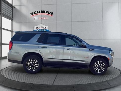 Used 2024 GMC Yukon AT4 w/ Technology Package image 2