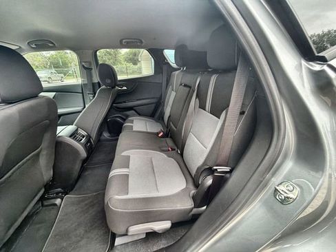 Used 2025 Chevrolet Blazer LT FWD image 24