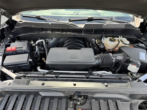 Used 2021 Chevrolet Silverado 1500 RST image 9