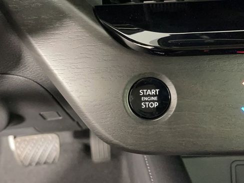 New 2025 Nissan Murano SV image 20