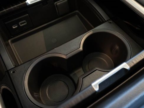 Used 2021 GMC Yukon Denali w/ Denali Premium Package image 39