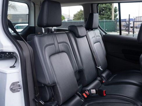 Used 2023 Ford Transit Connect XL FWD image 22