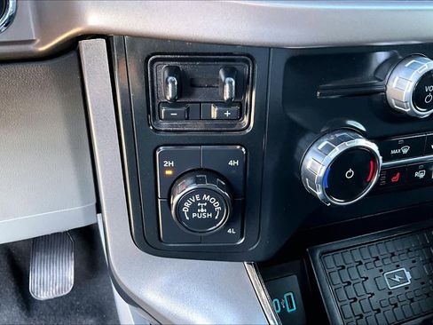 Used 2024 Ford F150 XLT w/ Equipment Group 302A MID image 35