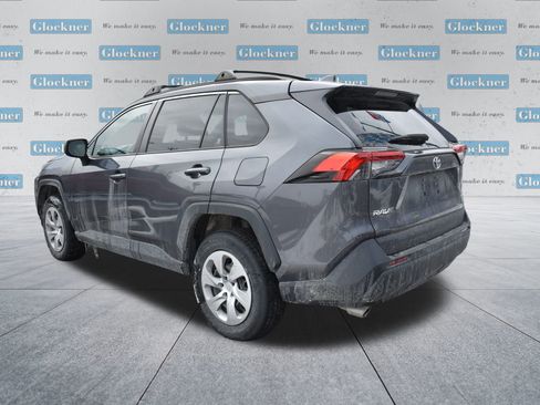 Used 2021 Toyota RAV4 LE image 18