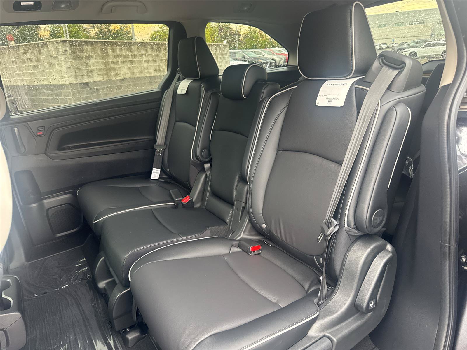 New 2027 Honda Odyssey Touring image 30