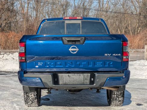 Used 2022 Nissan Frontier SV w/ Technology Package image 5