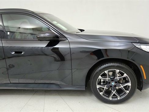 Used 2025 BMW X3 xDrive30i w/ M Sport Package image 7