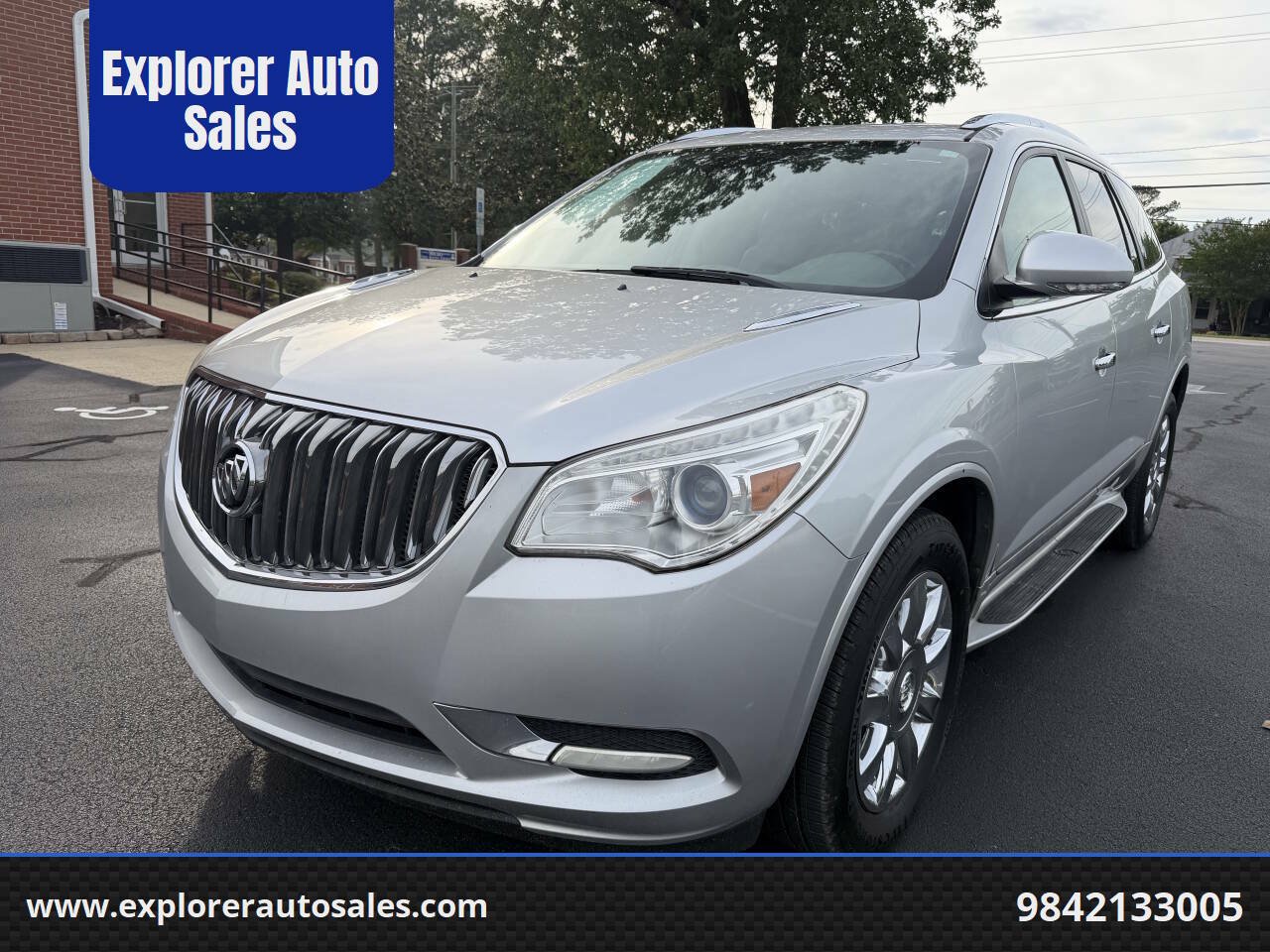 Used 2014 Buick Enclave Premium FWD image 1