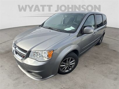 Used 2017 Dodge Grand Caravan SE