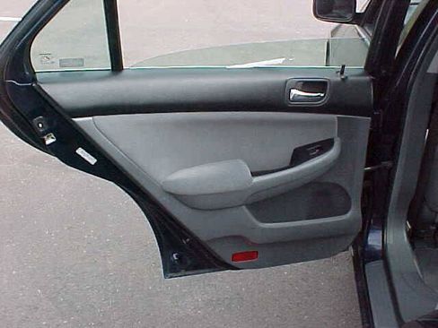 Used 2007 Honda Accord SE image 11