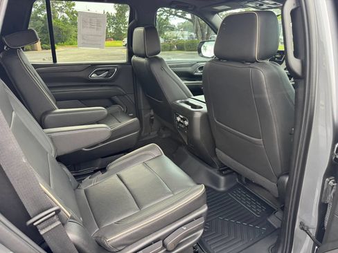 Used 2022 GMC Yukon SLT w/ SLT Premium Package AWD/4WD image 22