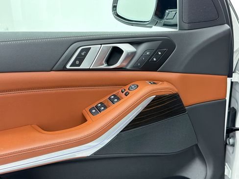 Used 2023 BMW X5 sDrive40i w/ Executive Package image 24