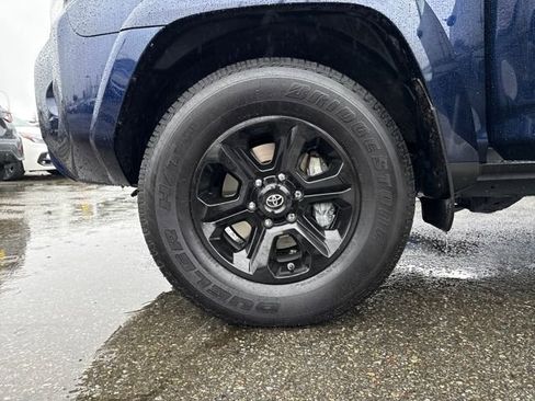 Used 2023 Toyota 4Runner SR5 Premium image 31