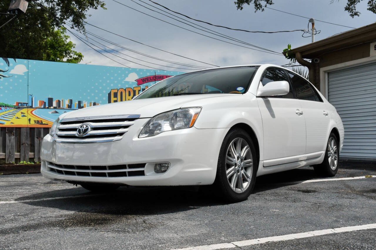 Used 2007 Toyota Avalon Touring FWD image 1