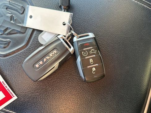 Used 2021 RAM 1500 Laramie image 10