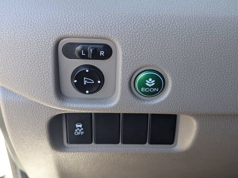 Used 2016 Honda Pilot EX-L image 24