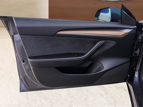 Used 2023 Tesla Model 3 Long Range image 20