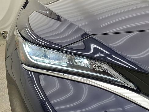 Certified 2022 Toyota Venza LE AWD/4WD image 28