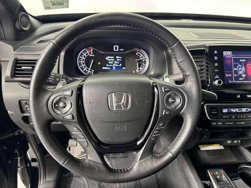Used 2023 Honda Ridgeline Black Edition image 12