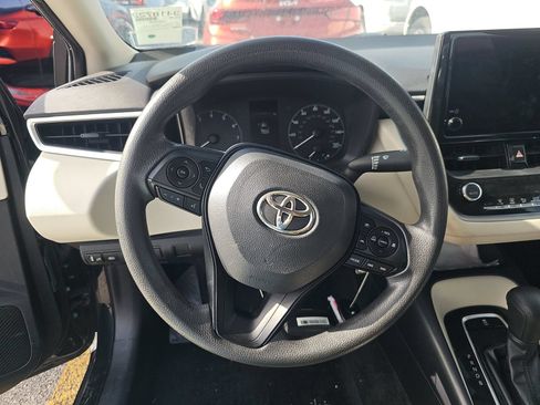 Used 2023 Toyota Corolla LE FWD image 8
