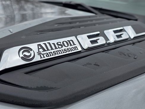 New 2026 Chevrolet Silverado 2500 LT w/ Texas Edition image 7