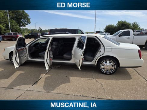 Used 2002 Cadillac De Ville Limousine FWD image 17