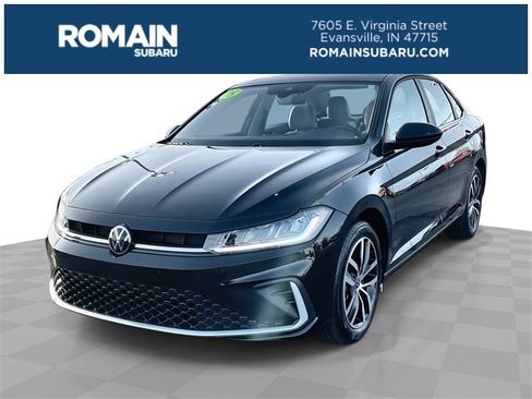 Used 2025 Volkswagen Jetta SE w/ Sunroof Package image 1
