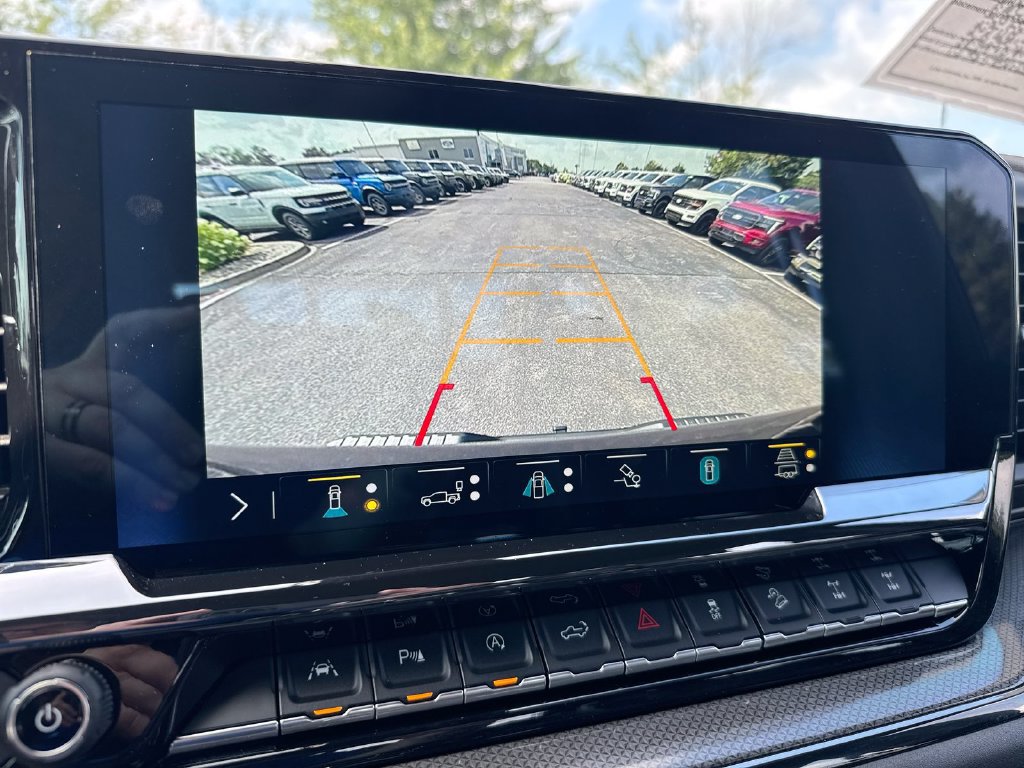 Used 2022 Chevrolet Silverado 1500 ZR2 AWD/4WD image 16